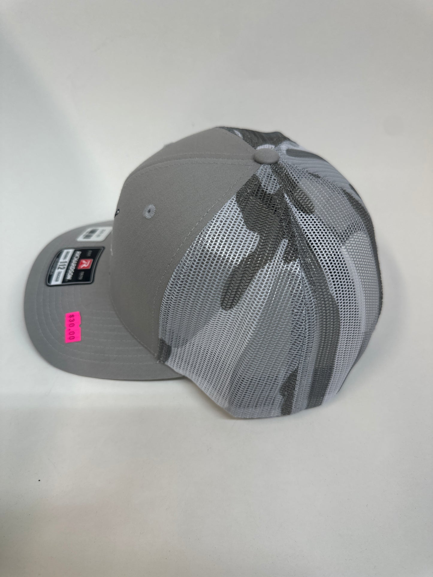 Peanuts and Golf Trucker Golf Hat - Grey/Camo
