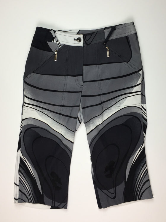 Jamie Black Multi Print Knee Capri 31345