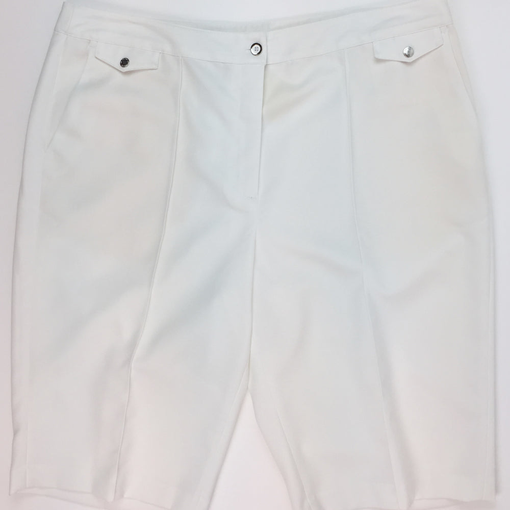 
                      
                        EP Pro White Golf Short
                      
                    