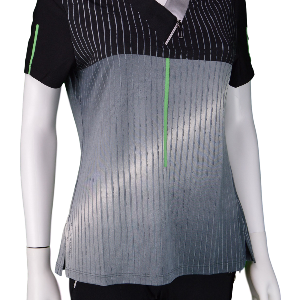 
                      
                        Jamie Sadock Short Sleeve Rain Print in Emerald 72106
                      
                    