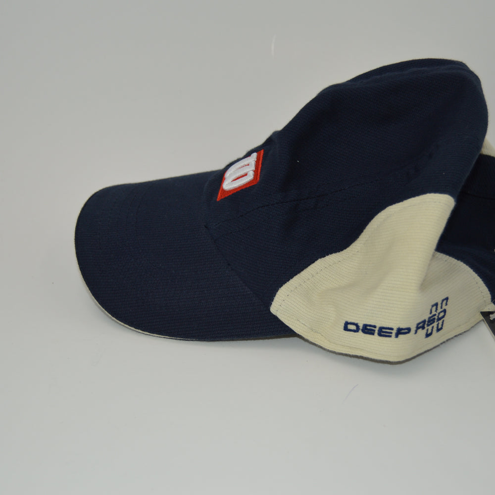
                      
                        Wilson Staff One Size Fits All Fitted Golf Hat
                      
                    