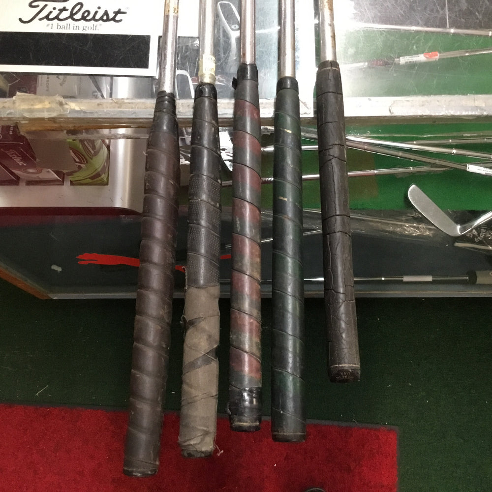 
                      
                        Acushnet bullseye putters 5 total
                      
                    